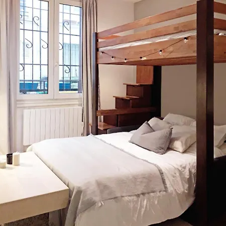 Apartment Paris-simplon Paris